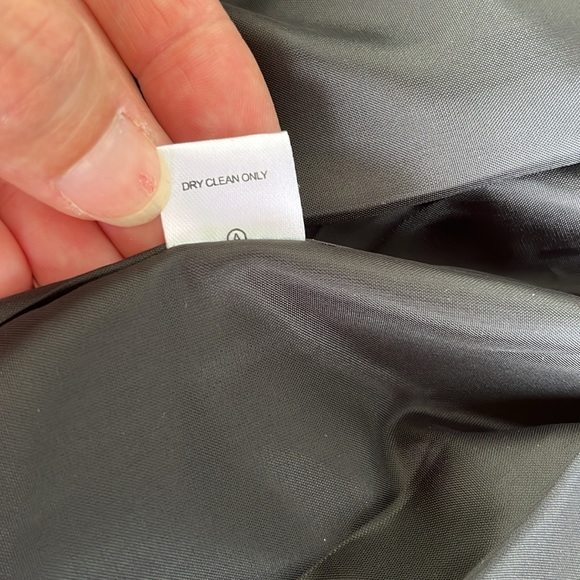 New Erin London extremely soft black lined vest - Picture 13 of 14